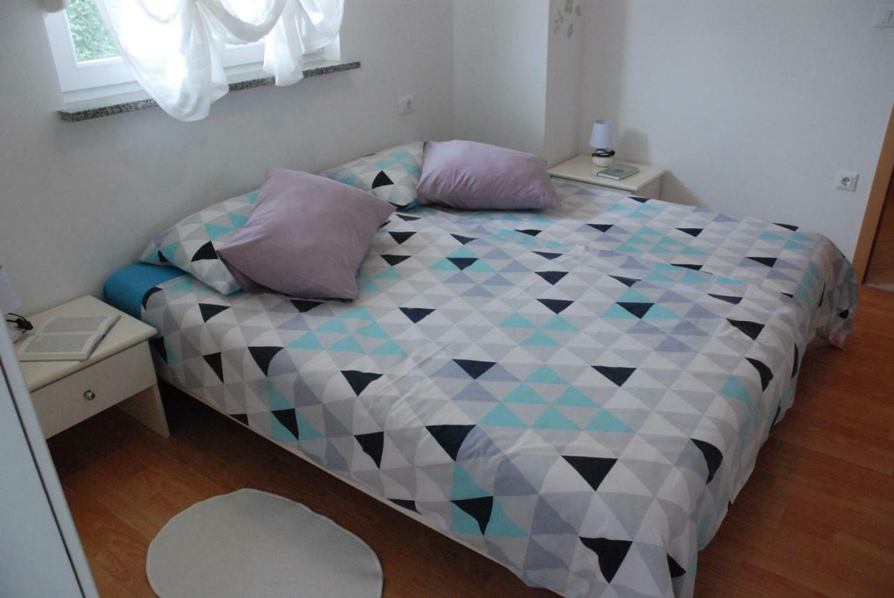 Apartmani Radin Rosini Exterior foto