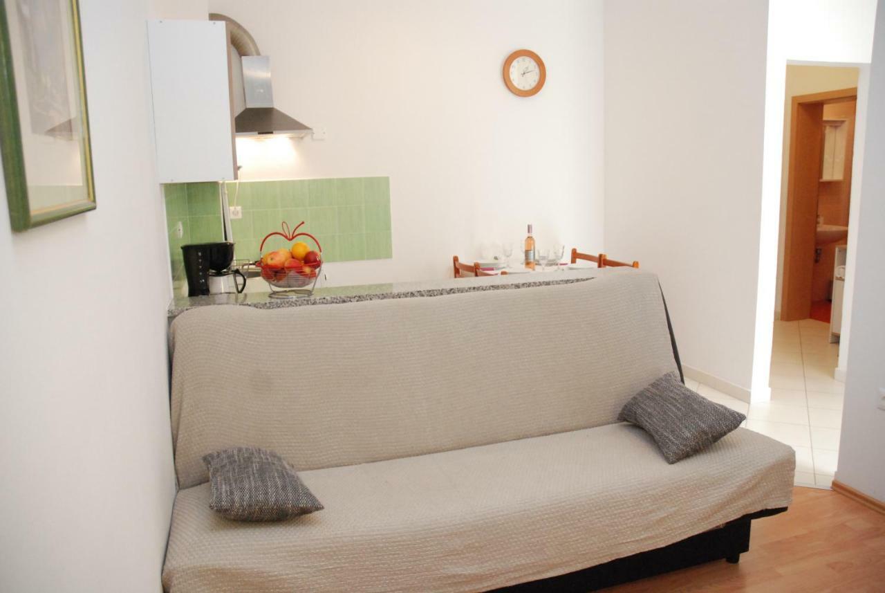 Apartmani Radin Rosini Exterior foto
